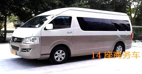 呼倫貝爾租車(chē)_海拉爾租車(chē)旅遊_15座旅行車(chē)